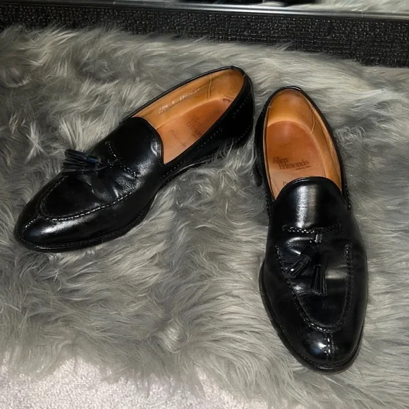 Allen Edmonds | Shoes | Allen Edmonds Pembrooke Black Size 5  display picture 1